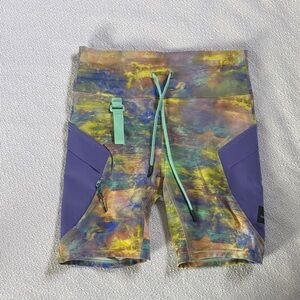 Lululemon cargo super high rise hiking shorts 8”